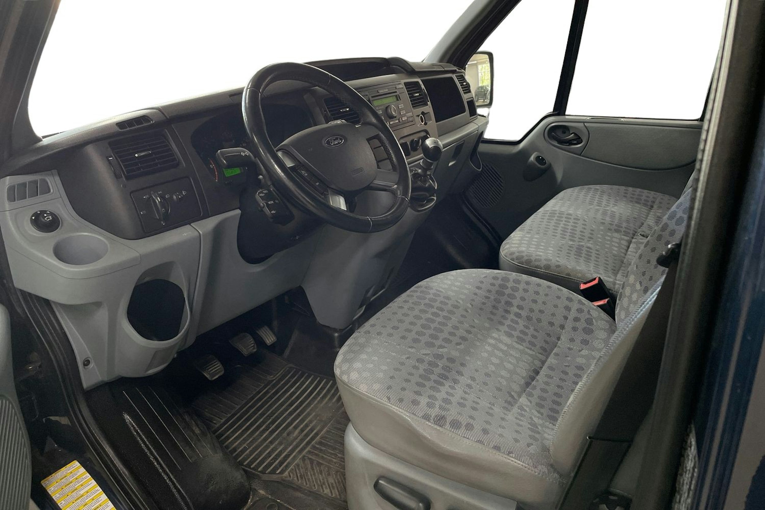 sininen Ford Transit 2011 kuva 3.