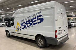 valkoinen Ford Transit 2011 kuva 7.