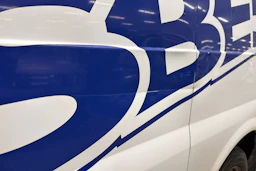 valkoinen Ford Transit 2011 kuva 17.