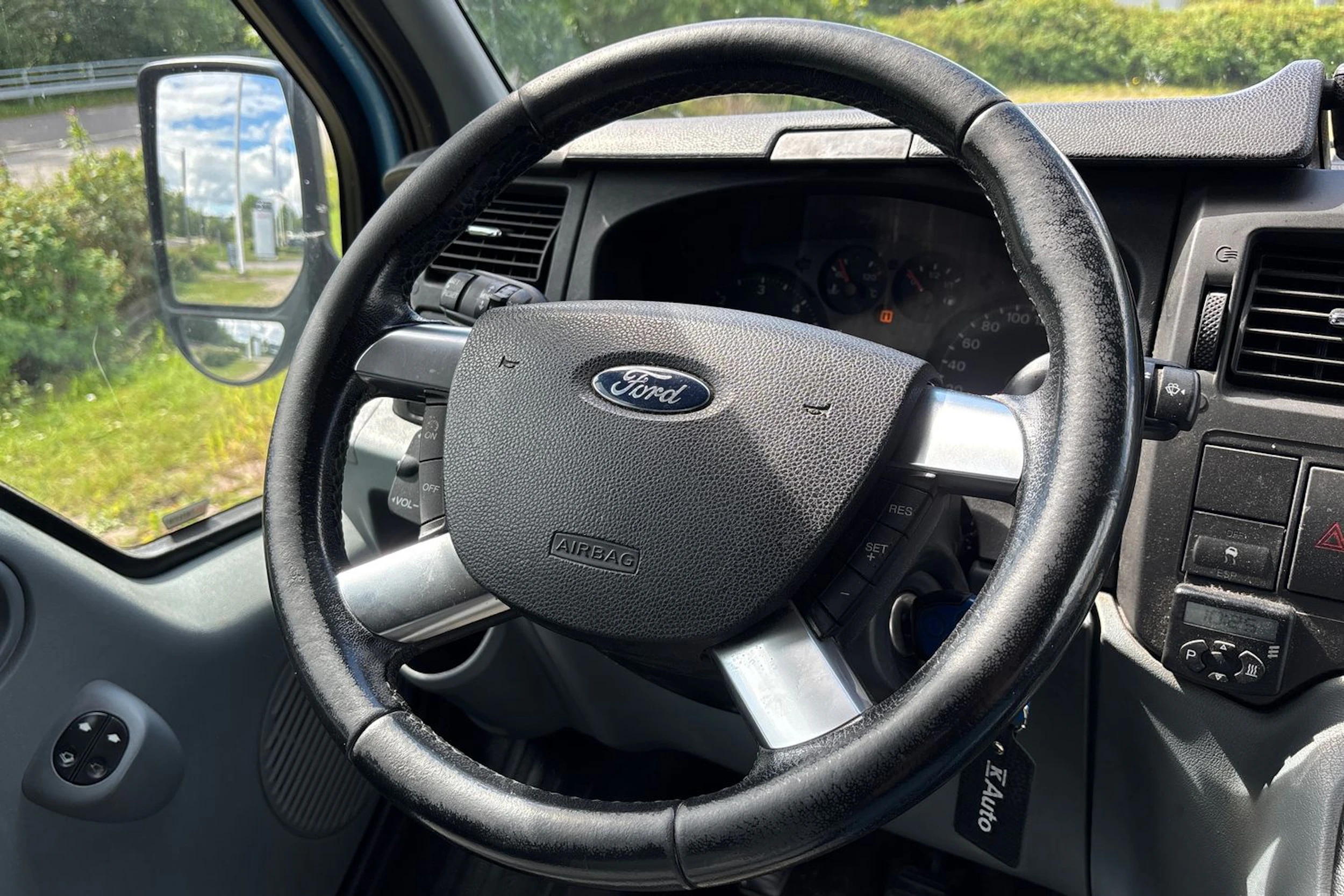 Sininen Ford TRANSIT 2011 kuva 11.