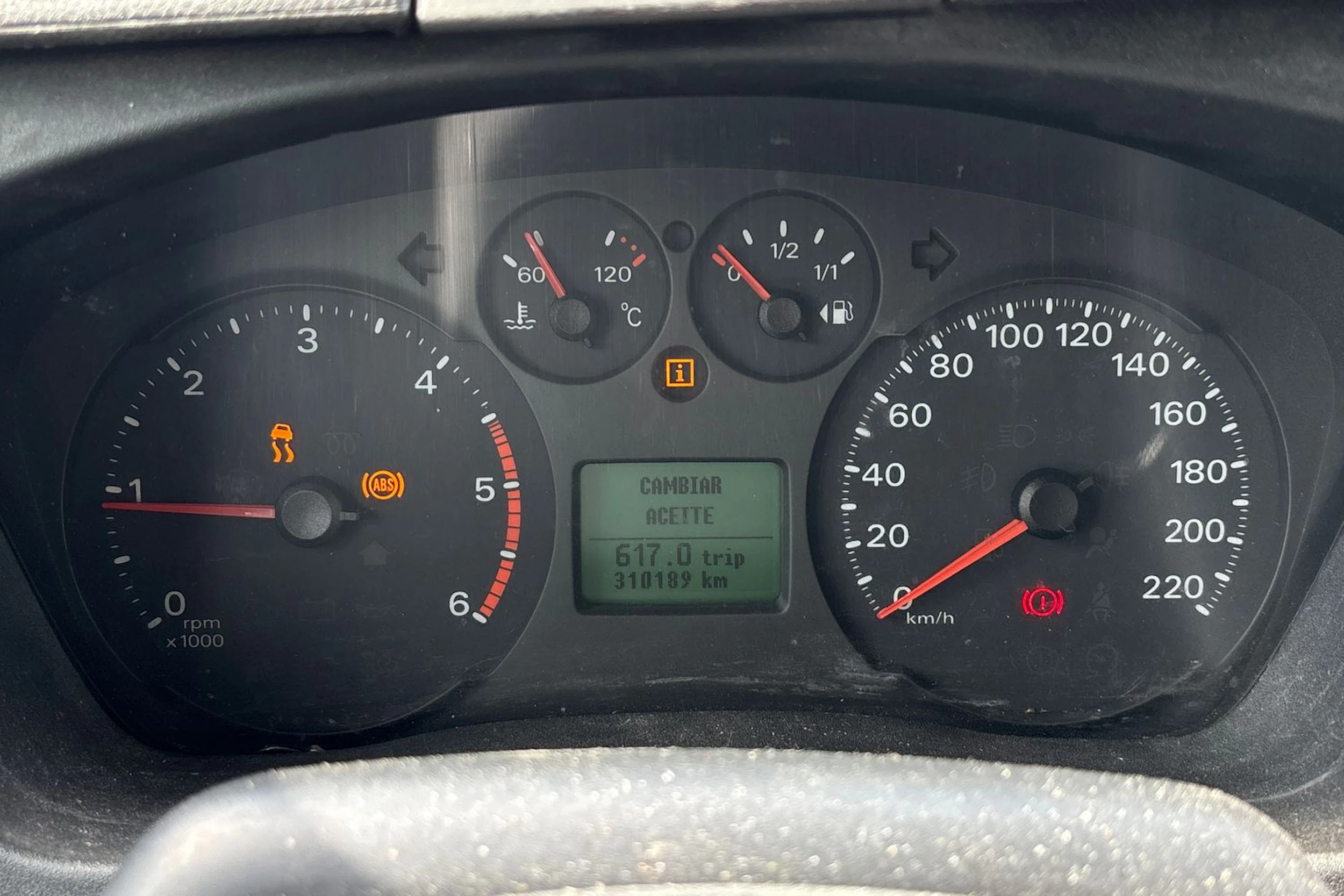 Sininen Ford TRANSIT 2011 kuva 14.