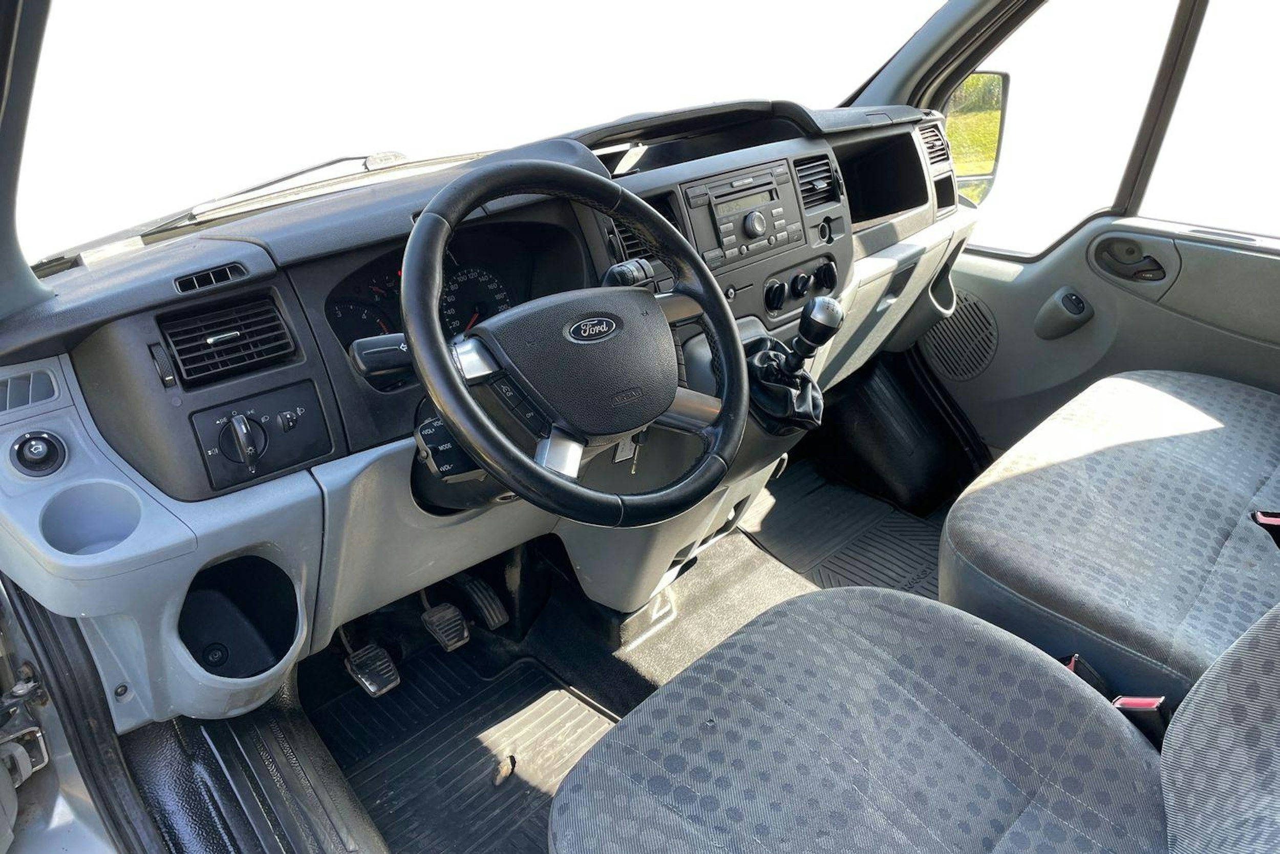 Harmaa Ford TRANSIT 2012 kuva 7.