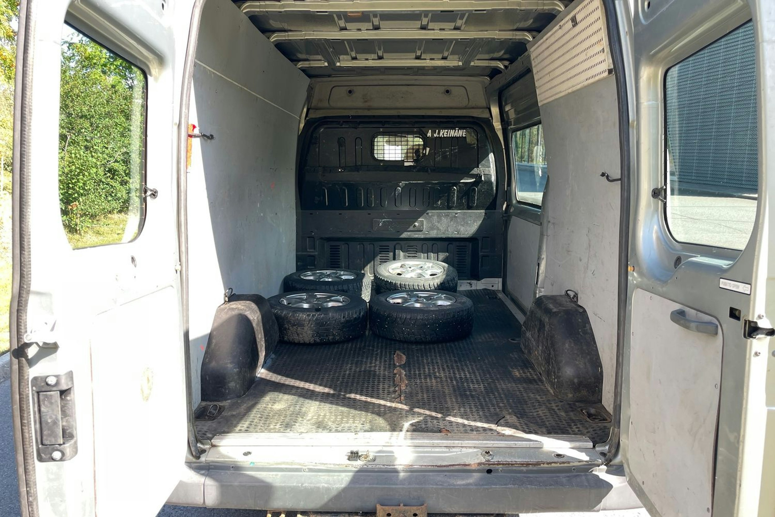 Harmaa Ford TRANSIT 2012 kuva 16.