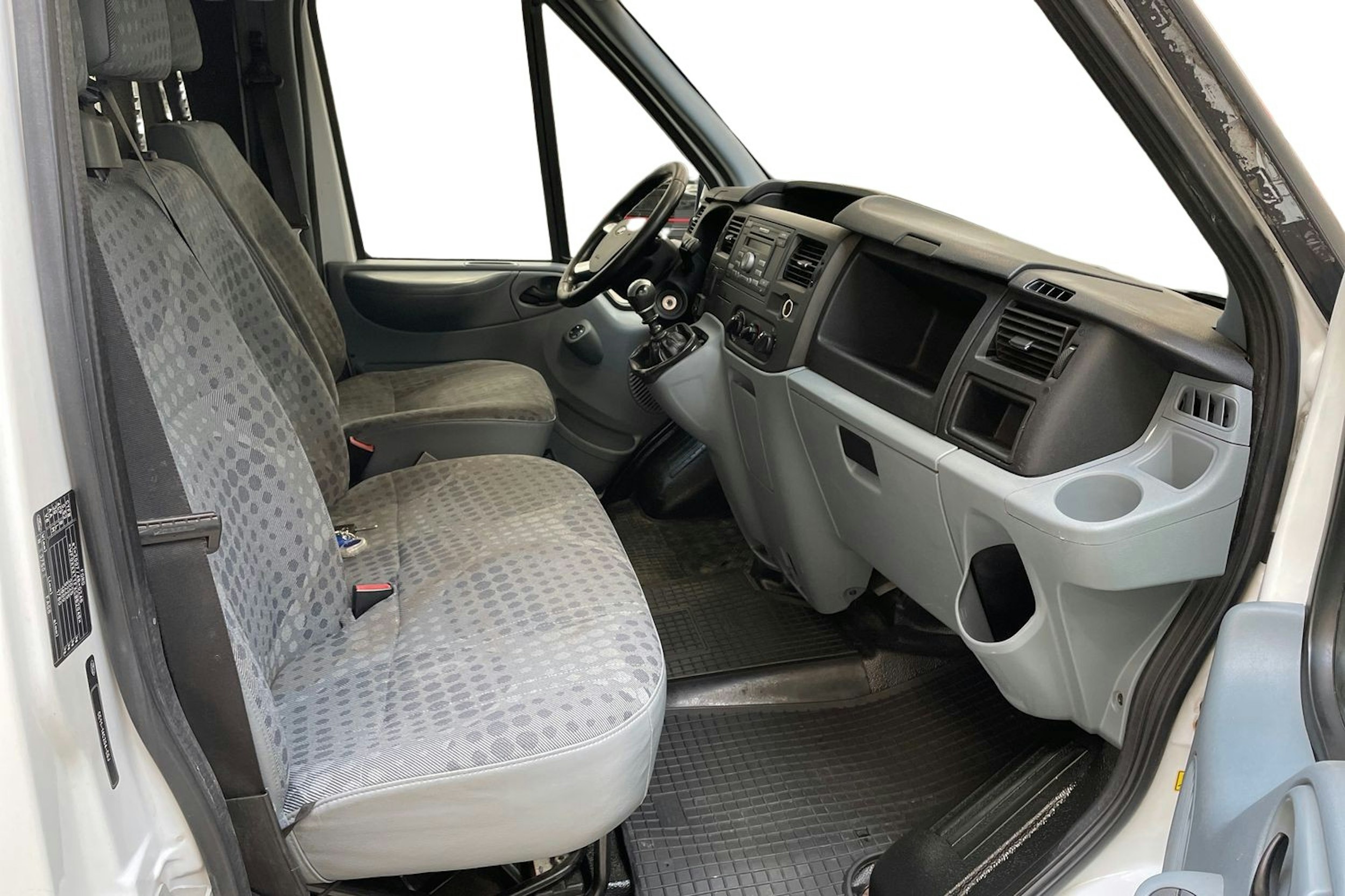 valkoinen Ford Transit 2012 kuva 8.