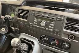 valkoinen Ford Transit 2012 kuva 11.