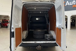 valkoinen Ford Transit 2012 kuva 18.