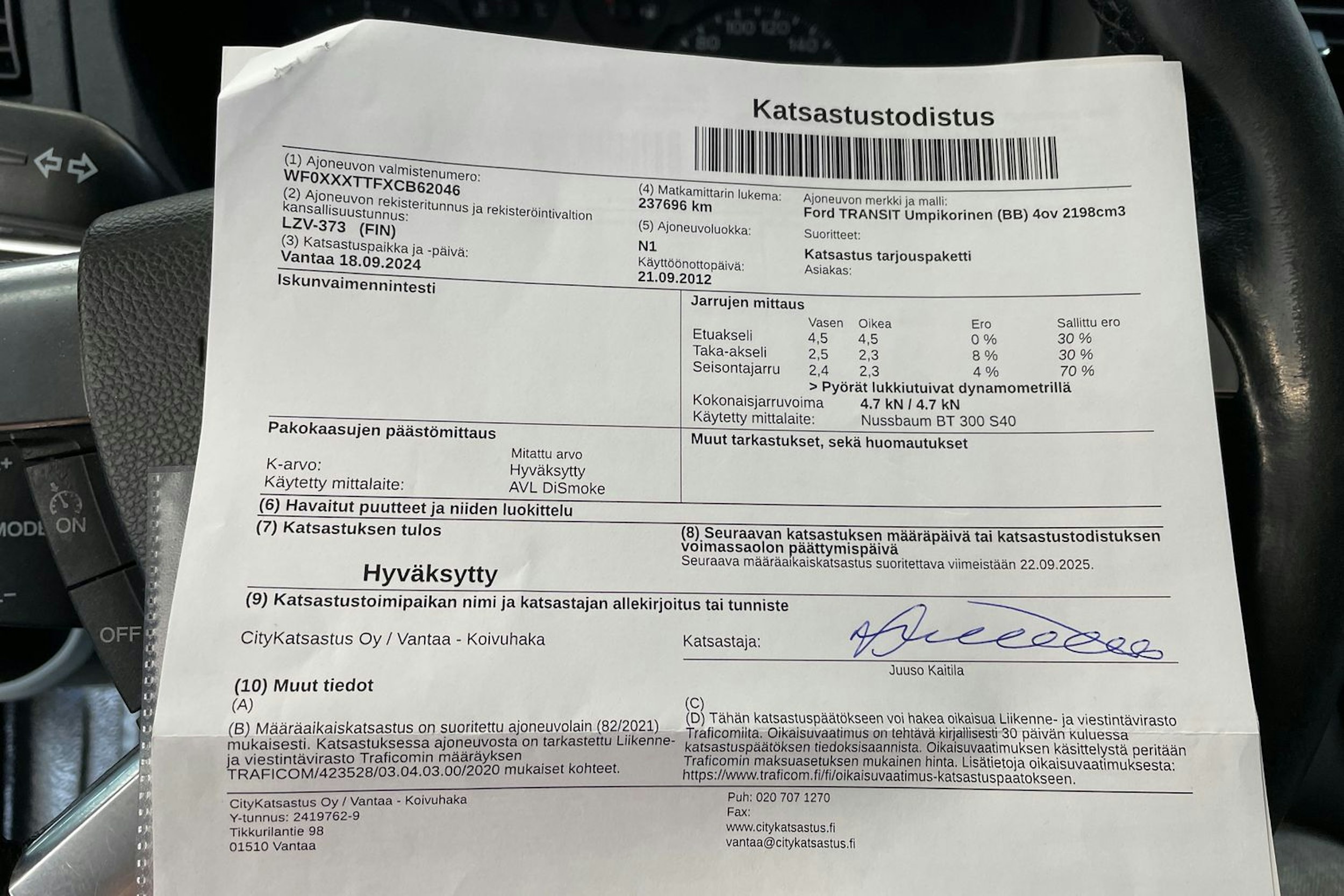 valkoinen Ford Transit 2012 kuva 30.
