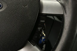 valkoinen Ford Transit 2012 kuva 12.