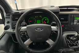 valkoinen Ford Transit 2012 kuva 13.