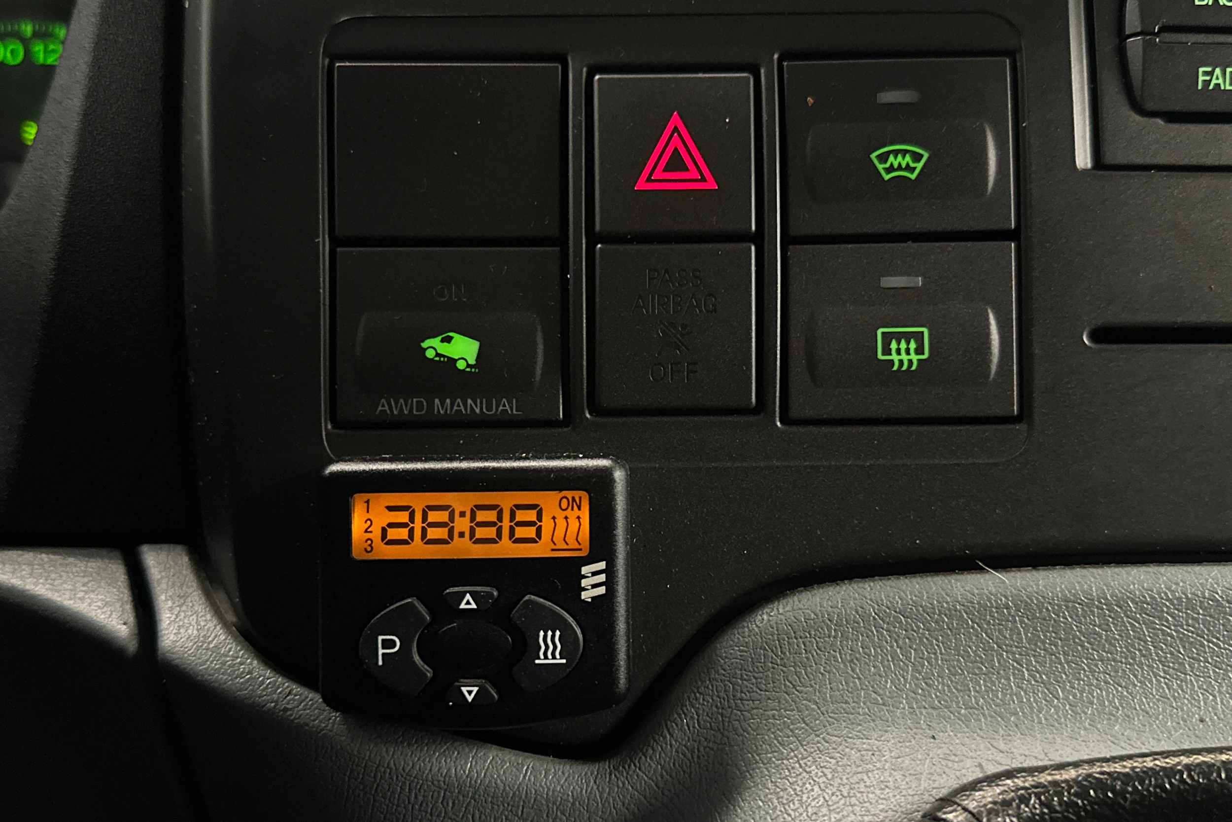 valkoinen Ford Transit 2012 kuva 15.