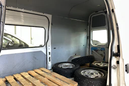 valkoinen Ford Transit 2012 kuva 18.
