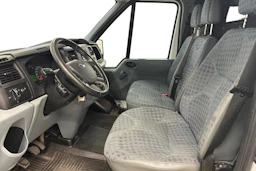 valkoinen Ford Transit 2012 kuva 3.