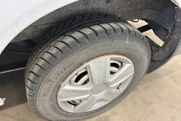 valkoinen Ford Transit 2012 kuva 6.