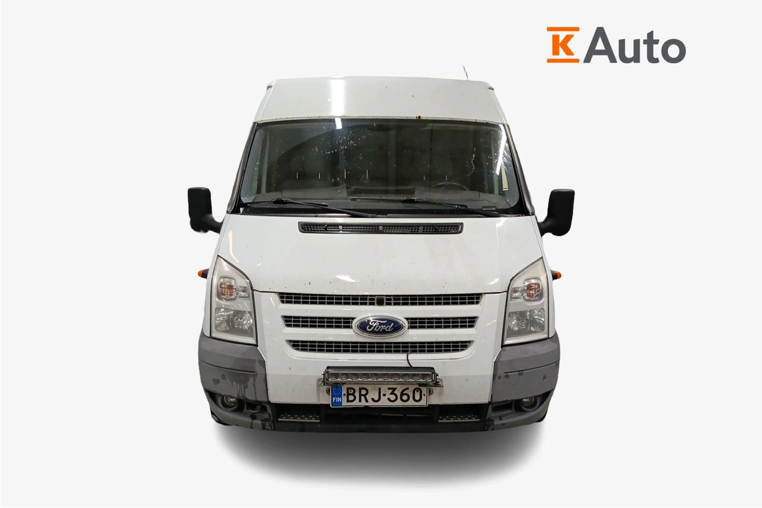 valkoinen Ford Transit 2013 kuva 4.
