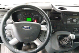 valkoinen Ford Transit 2013 kuva 7.