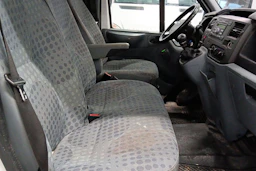 valkoinen Ford Transit 2013 kuva 15.