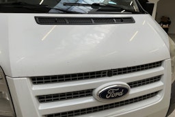 valkoinen Ford Transit 2013 kuva 20.