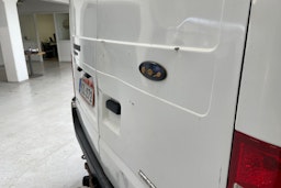 valkoinen Ford Transit 2013 kuva 24.