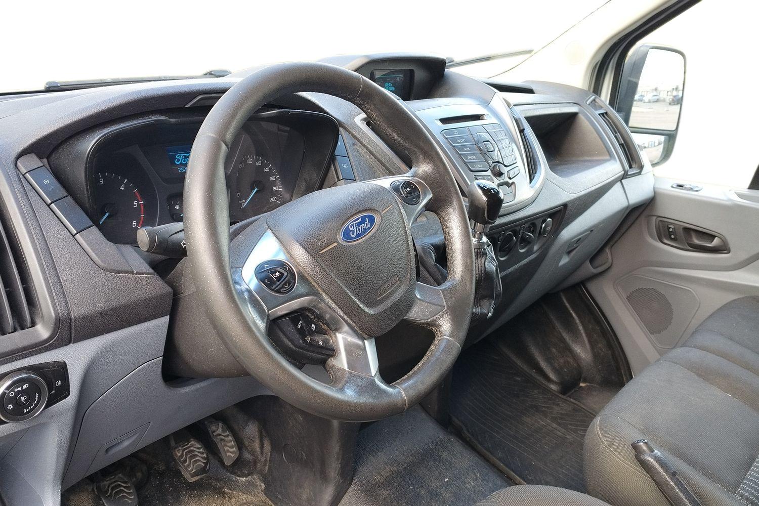Ford Transit 2014, kuva 3/3