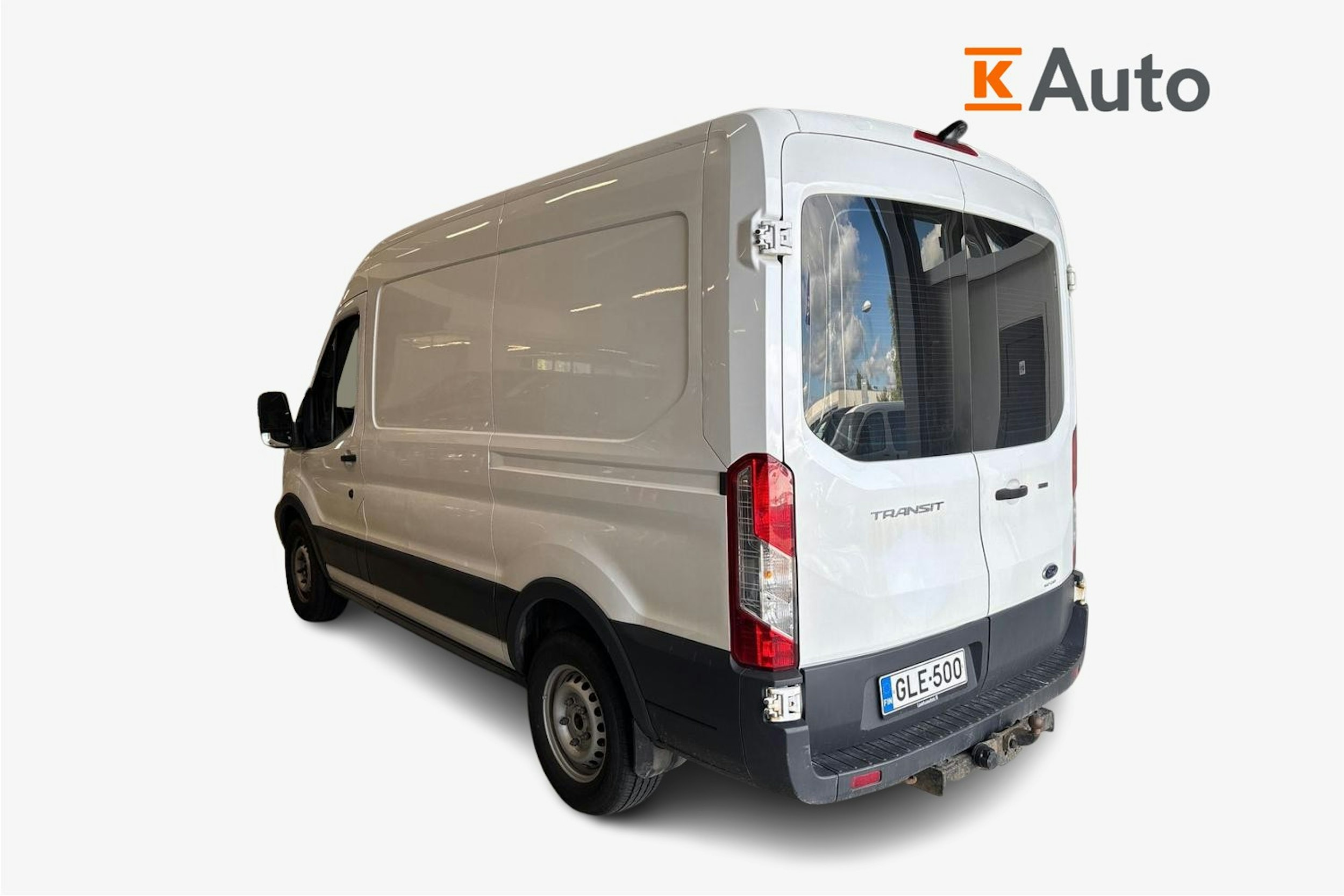 valkoinen Ford Transit 2014 kuva 2.