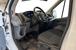 valkoinen Ford Transit 2014 kuva 3.