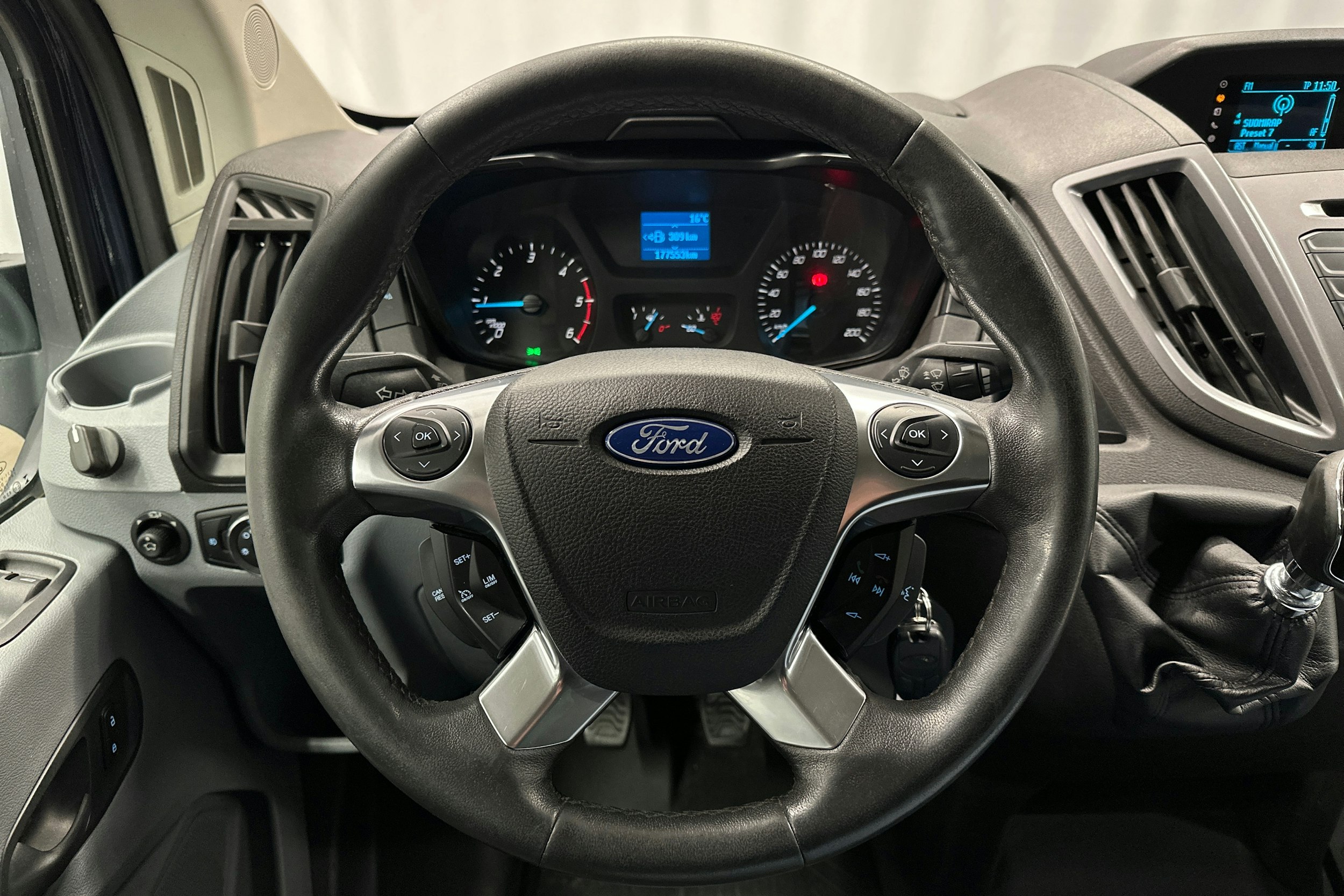 sininen Ford Transit 2014 kuva 14.