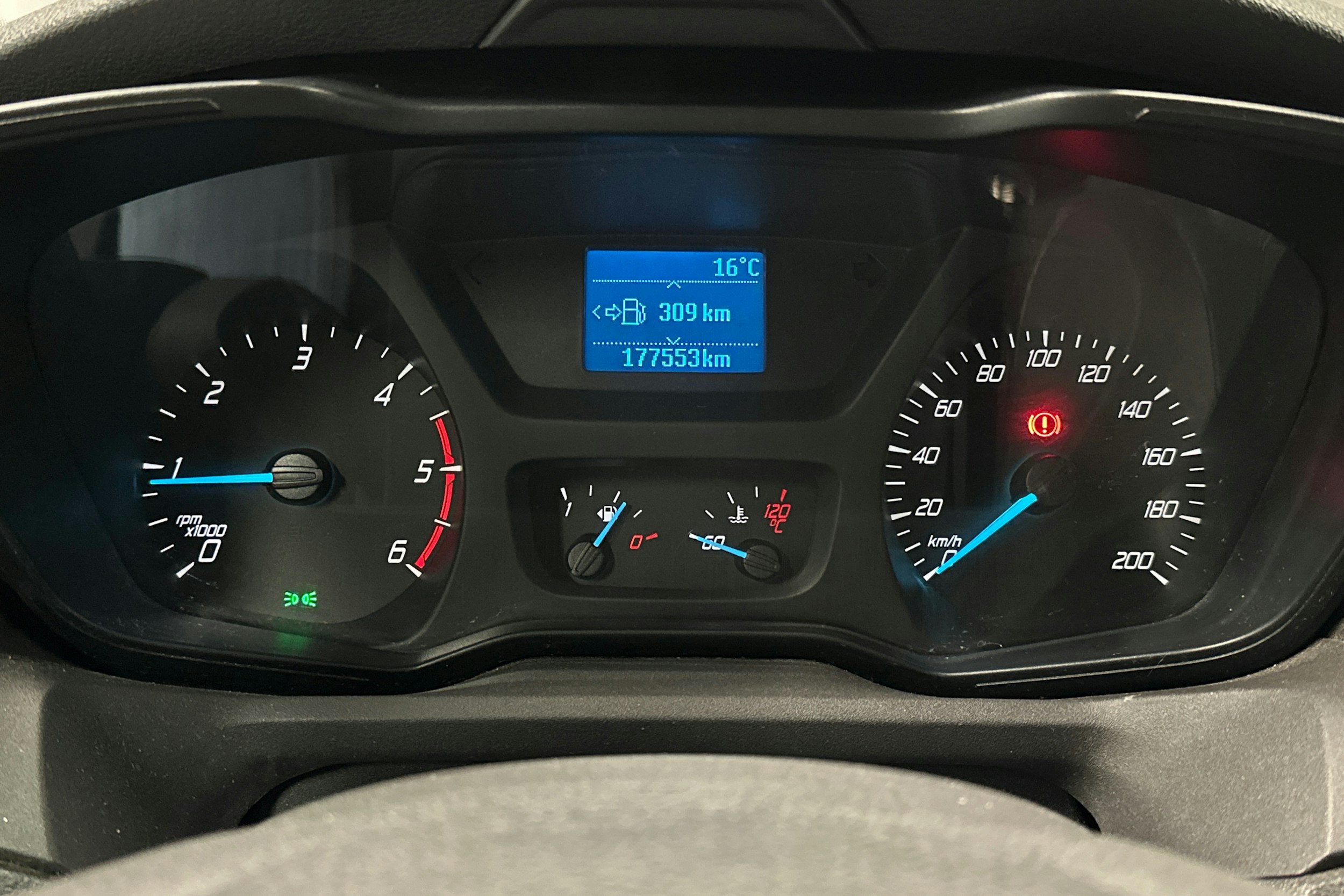 sininen Ford Transit 2014 kuva 17.