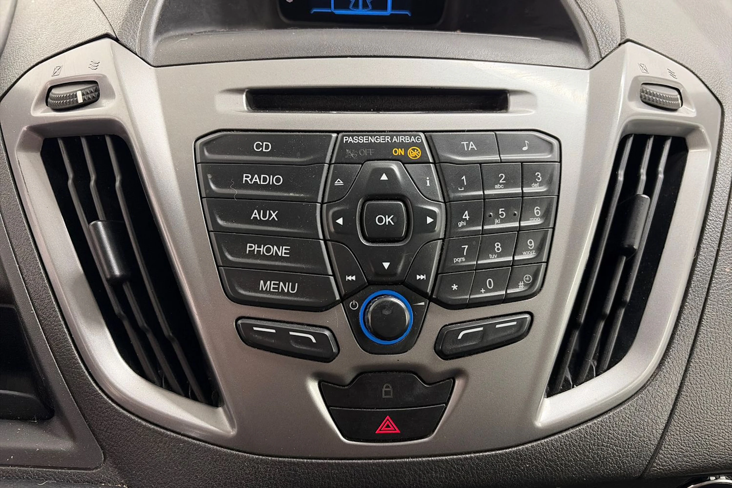 Musta Ford TRANSIT 2014 kuva 22.