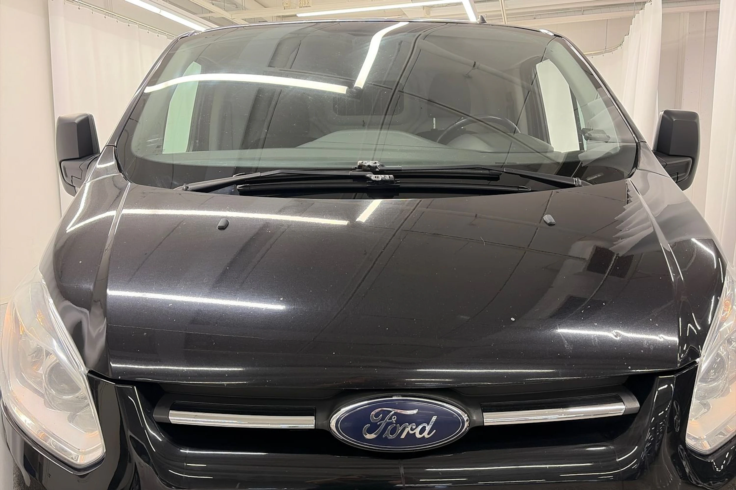 Musta Ford TRANSIT 2014 kuva 29.