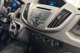 valkoinen Ford Transit 2014 kuva 12.