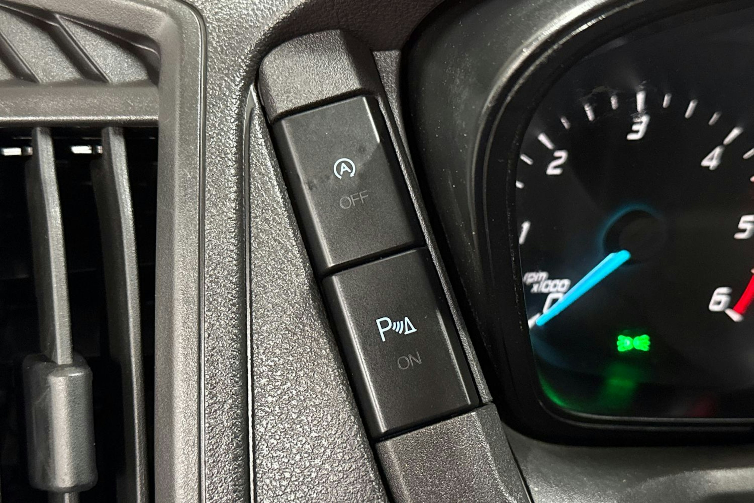 met. harmaa Ford Transit 2014 kuva 21.