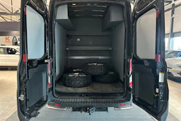 musta Ford Transit 2015 kuva 9.