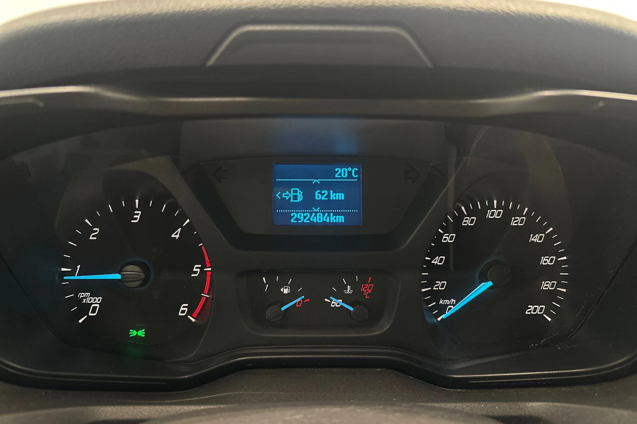 musta Ford Transit 2015 kuva 12.