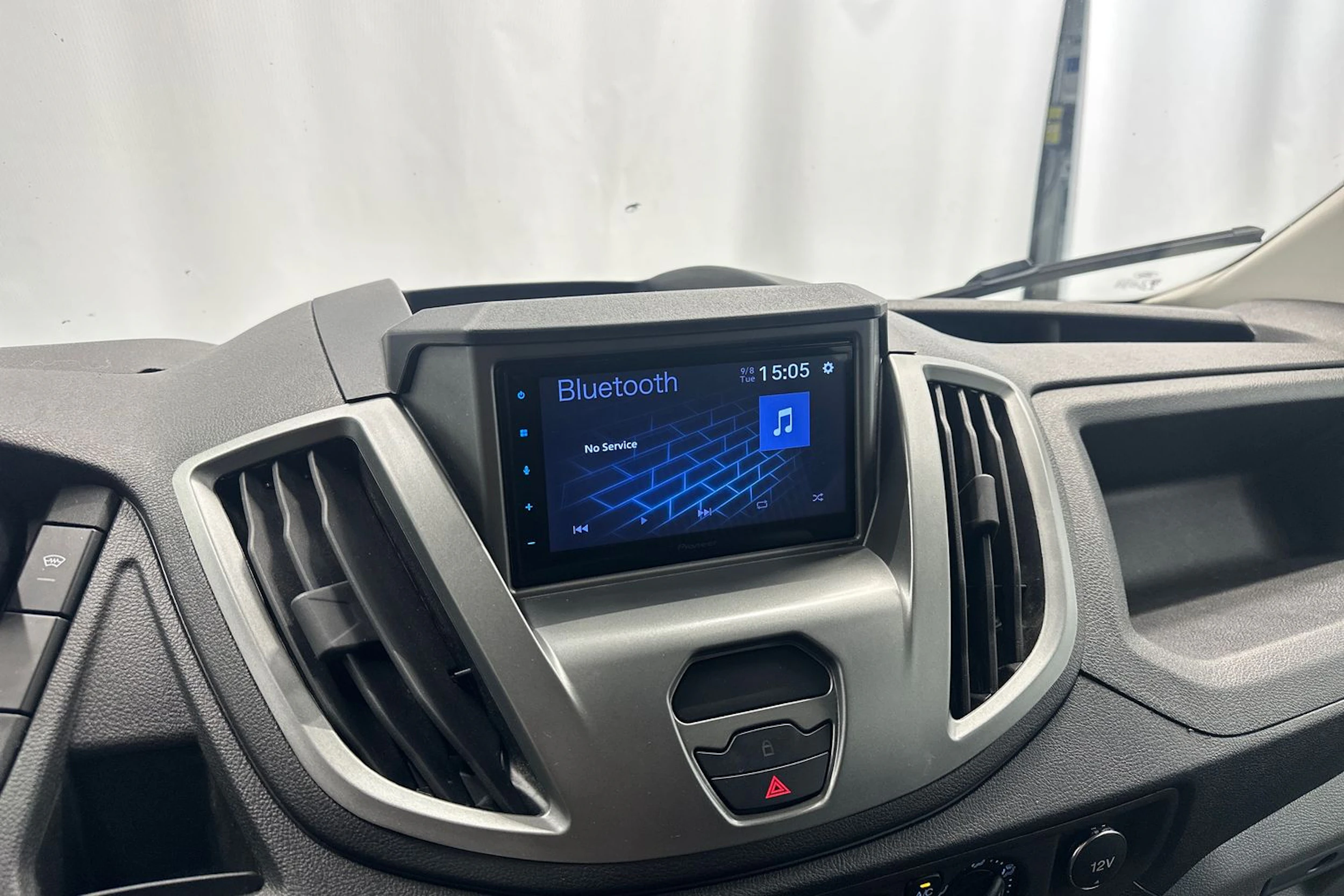 musta Ford Transit 2015 kuva 17.