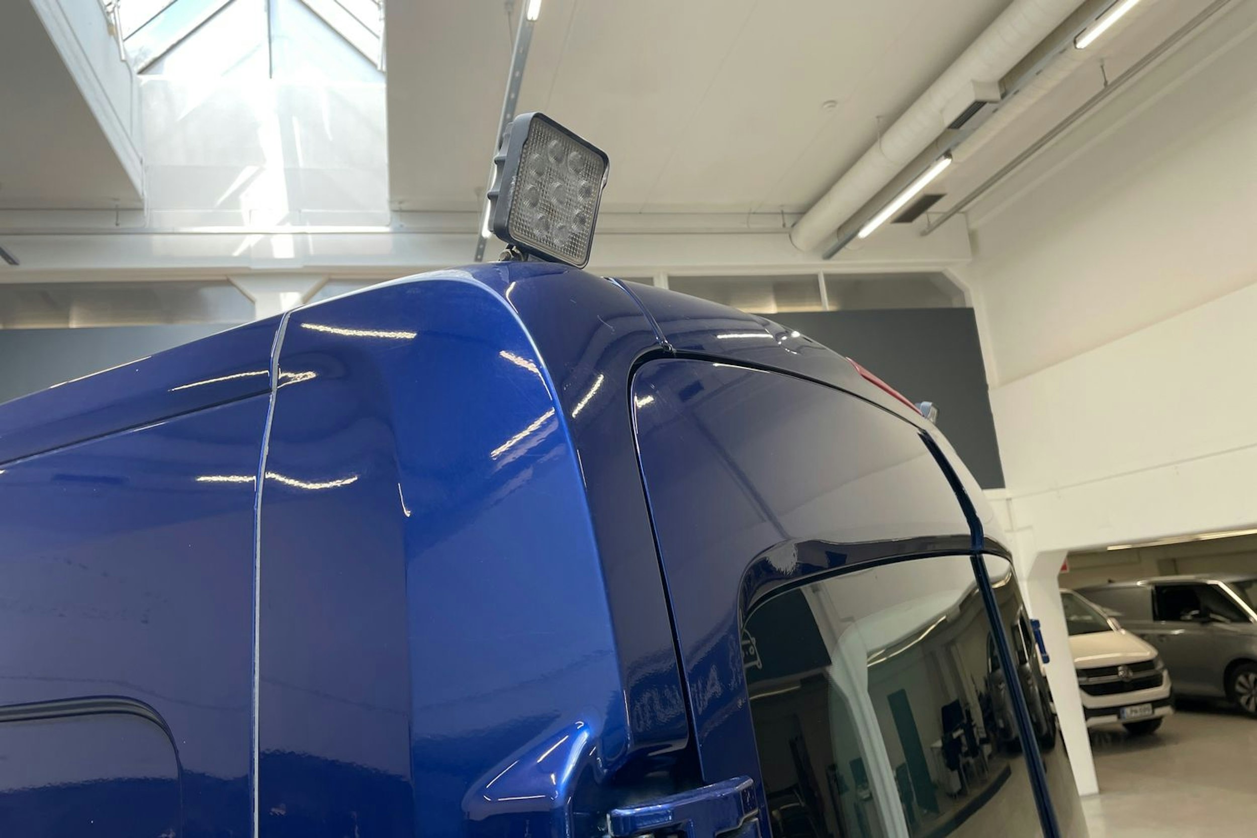 sininen Ford Transit 2015 kuva 20.