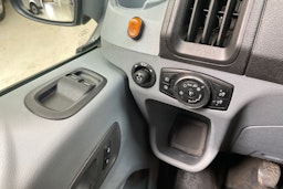 sininen Ford Transit 2015 kuva 21.