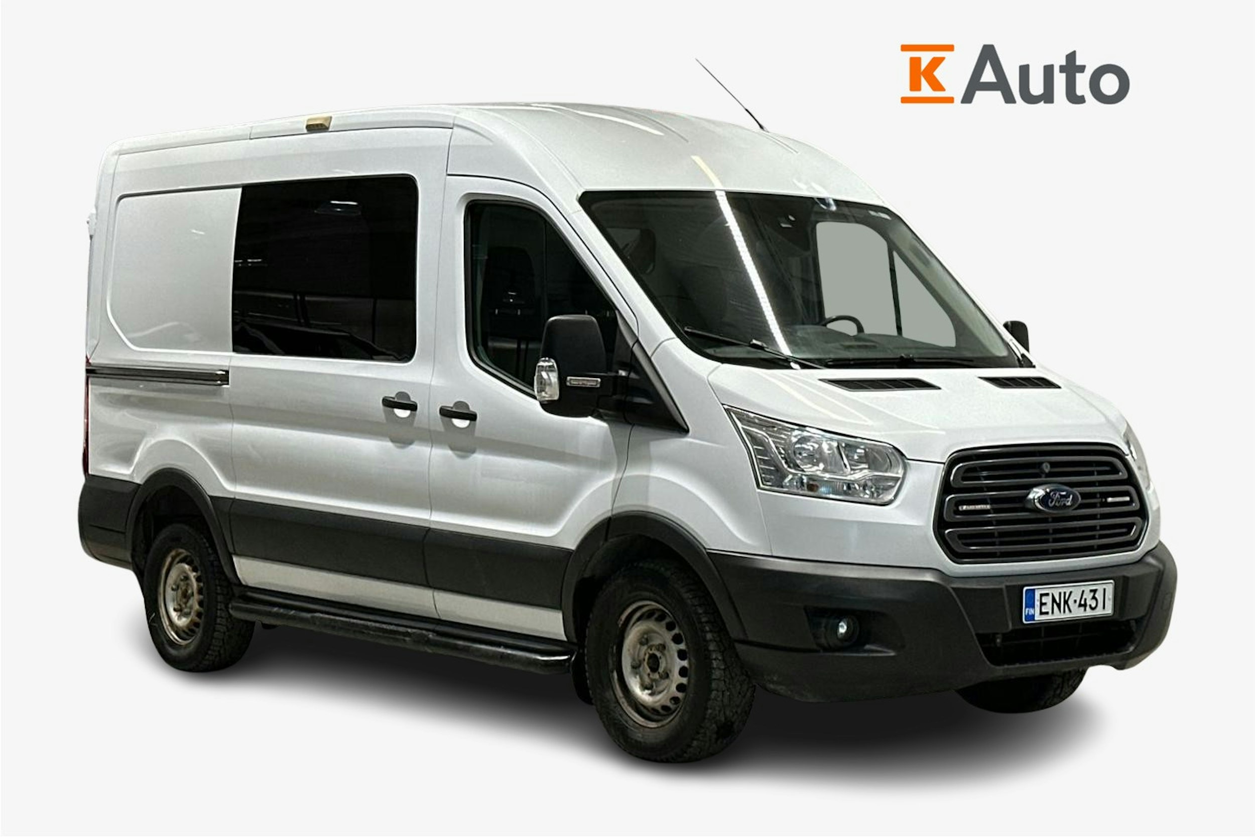 valkoinen Ford Transit 2015 kuva 1.