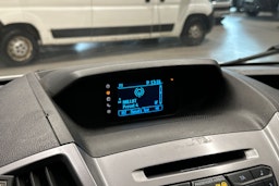 valkoinen Ford Transit 2015 kuva 18.