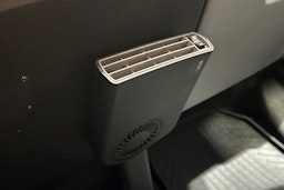 valkoinen Ford Transit 2015 kuva 21.