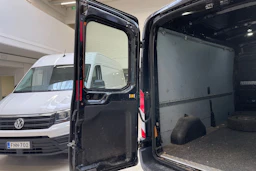 musta Ford Transit 2015 kuva 12.