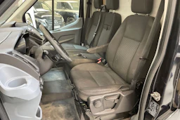 musta Ford Transit 2015 kuva 18.