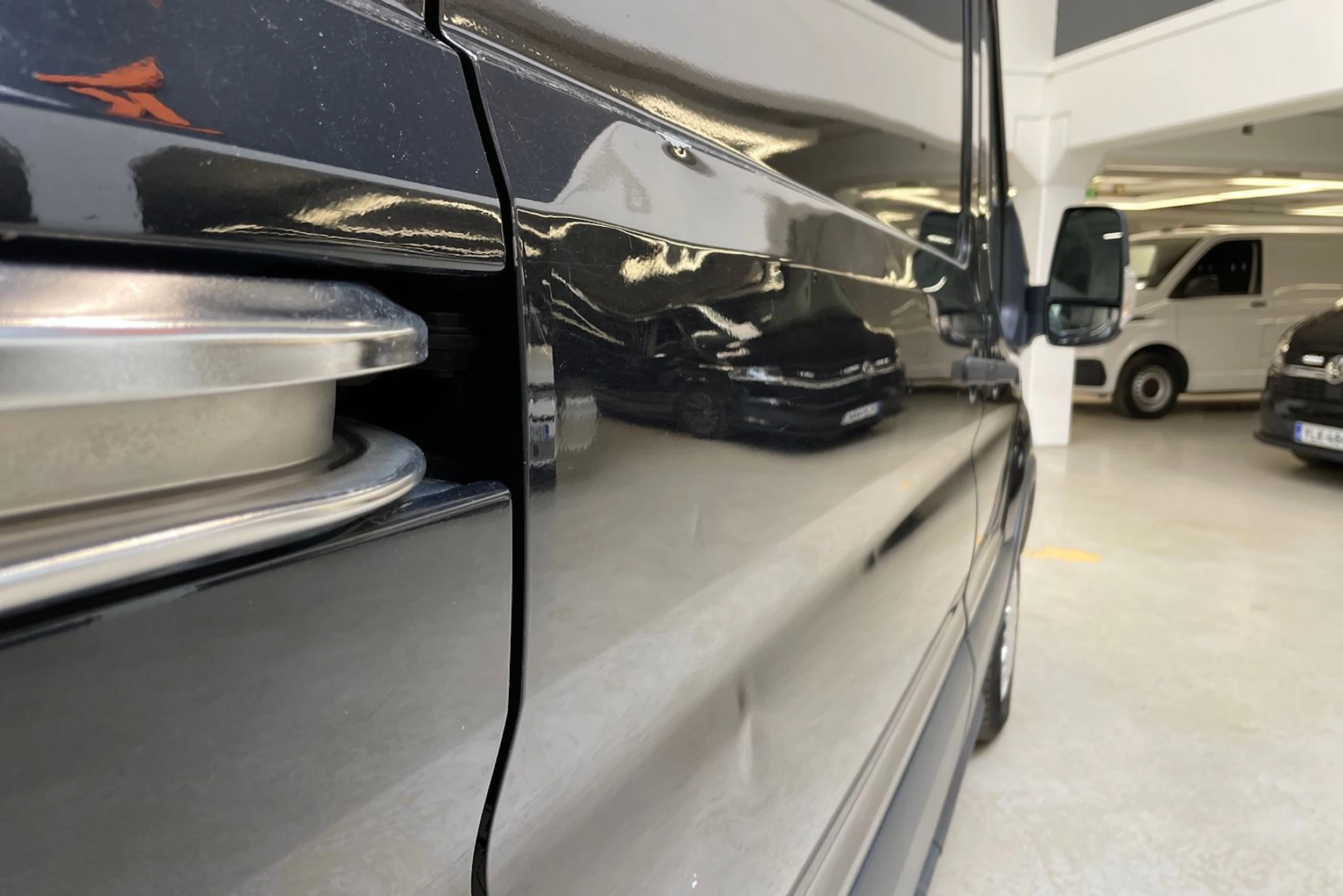 musta Ford Transit 2015 kuva 25.