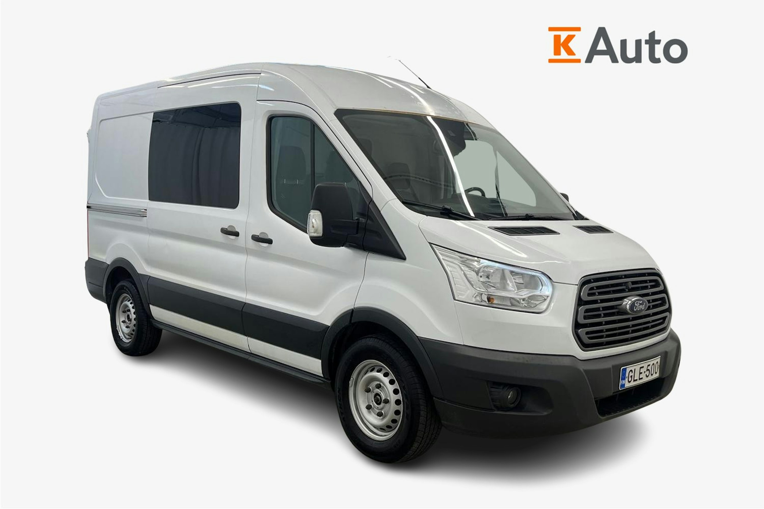 valkoinen Ford Transit 2015 kuva 1.