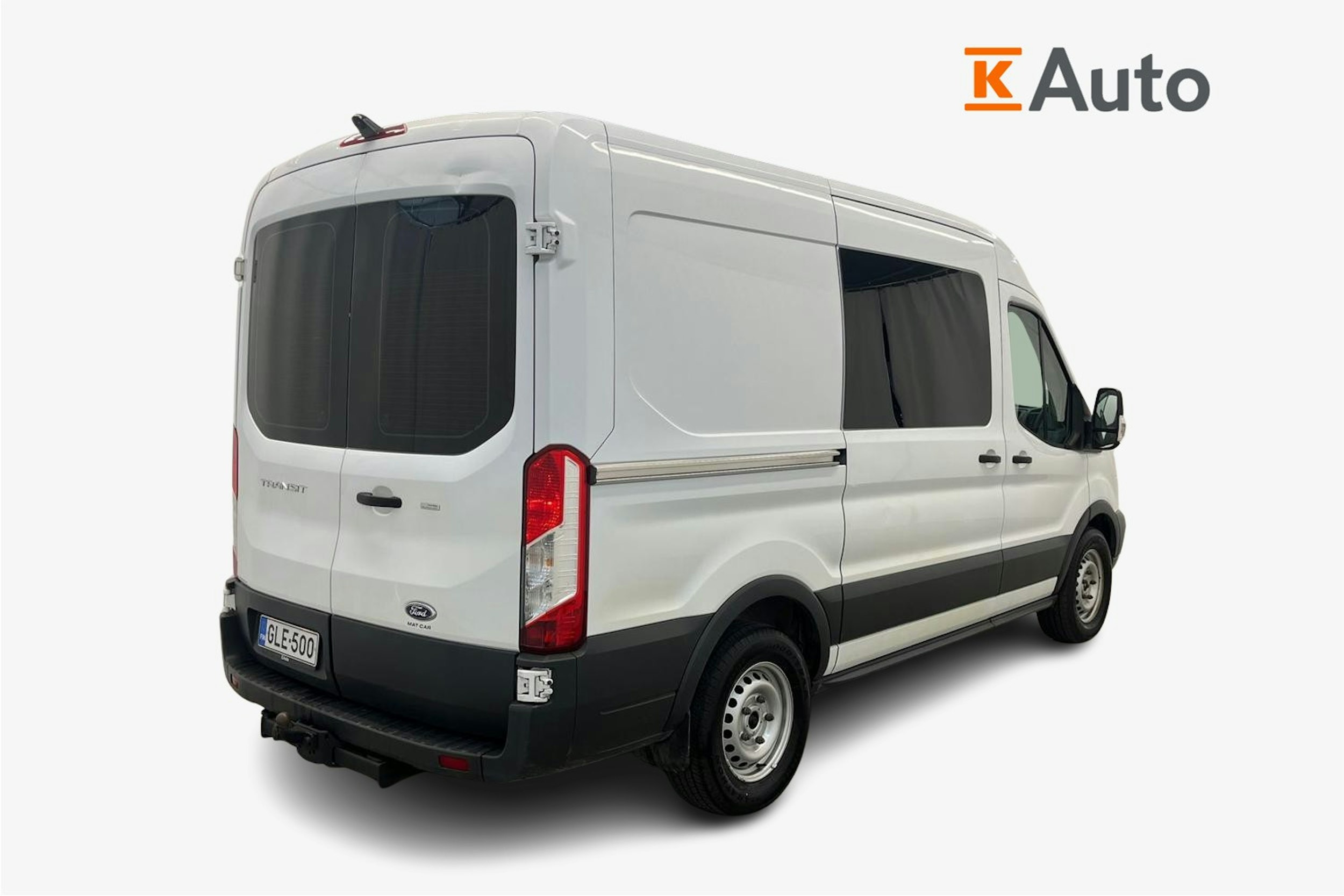 valkoinen Ford Transit 2015 kuva 2.