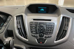 valkoinen Ford Transit 2015 kuva 24.