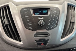 valkoinen Ford Transit 2015 kuva 9.