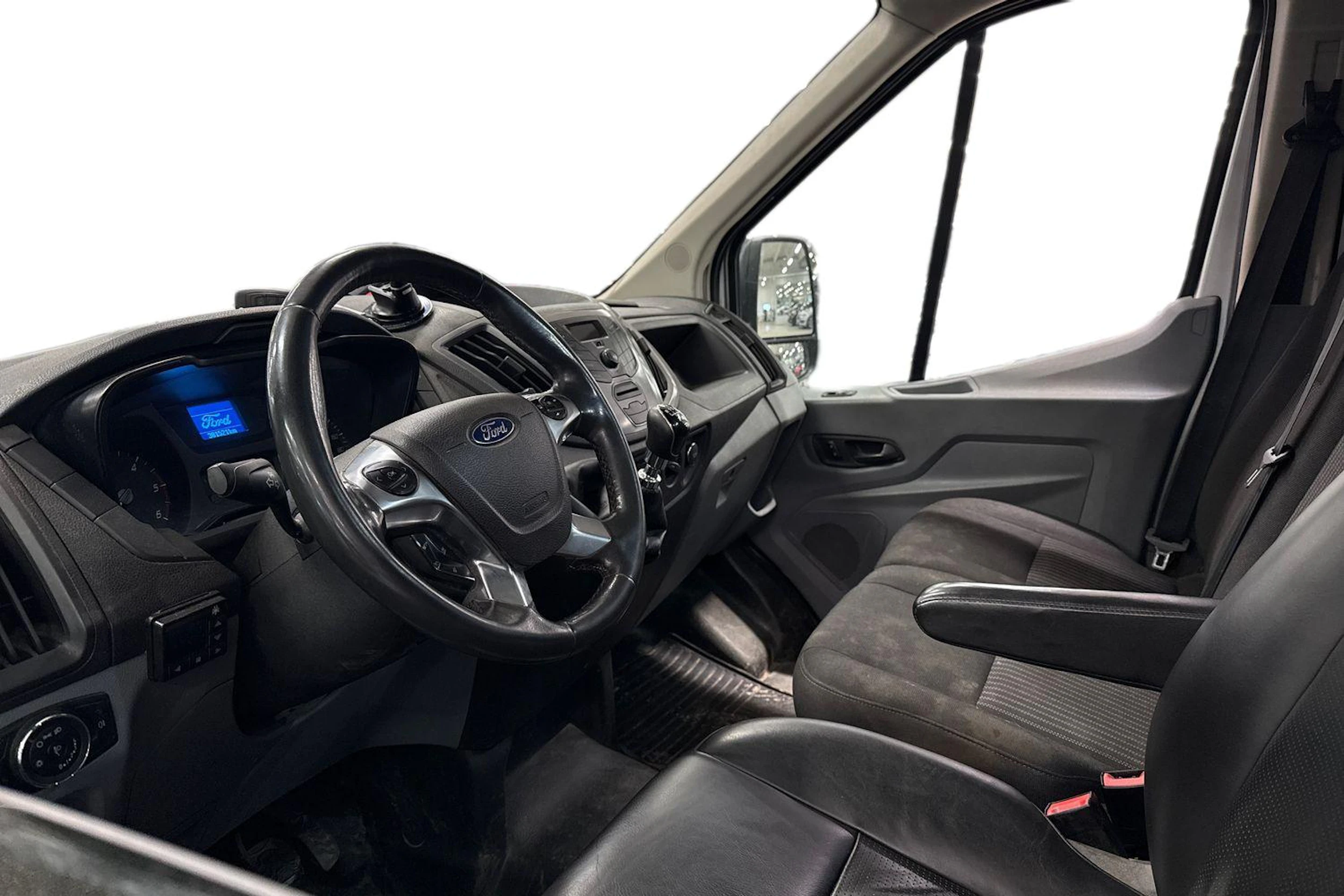 harmaa Ford Transit 2015 kuva 3.
