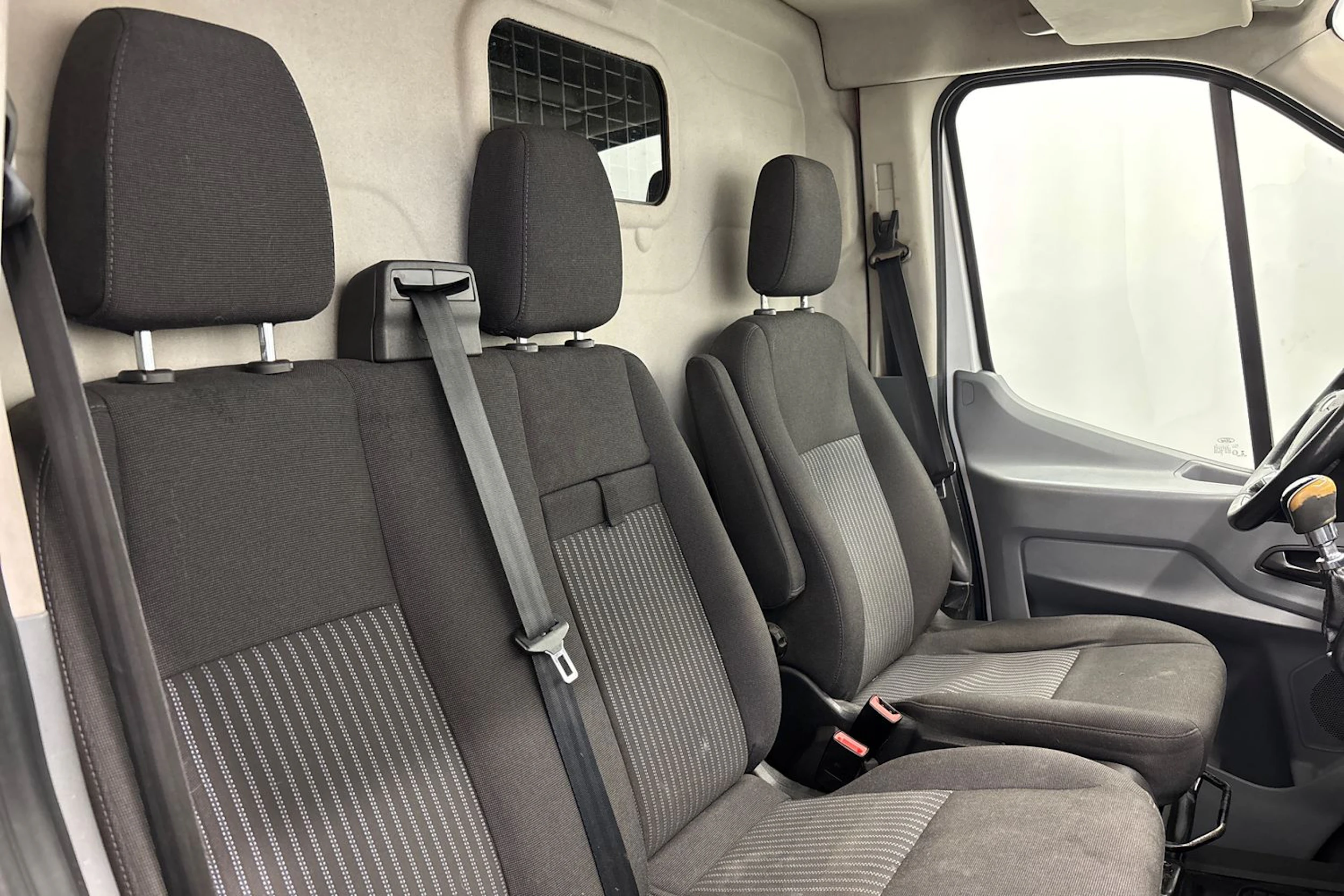 Valkoinen Ford TRANSIT 2015 kuva 19.