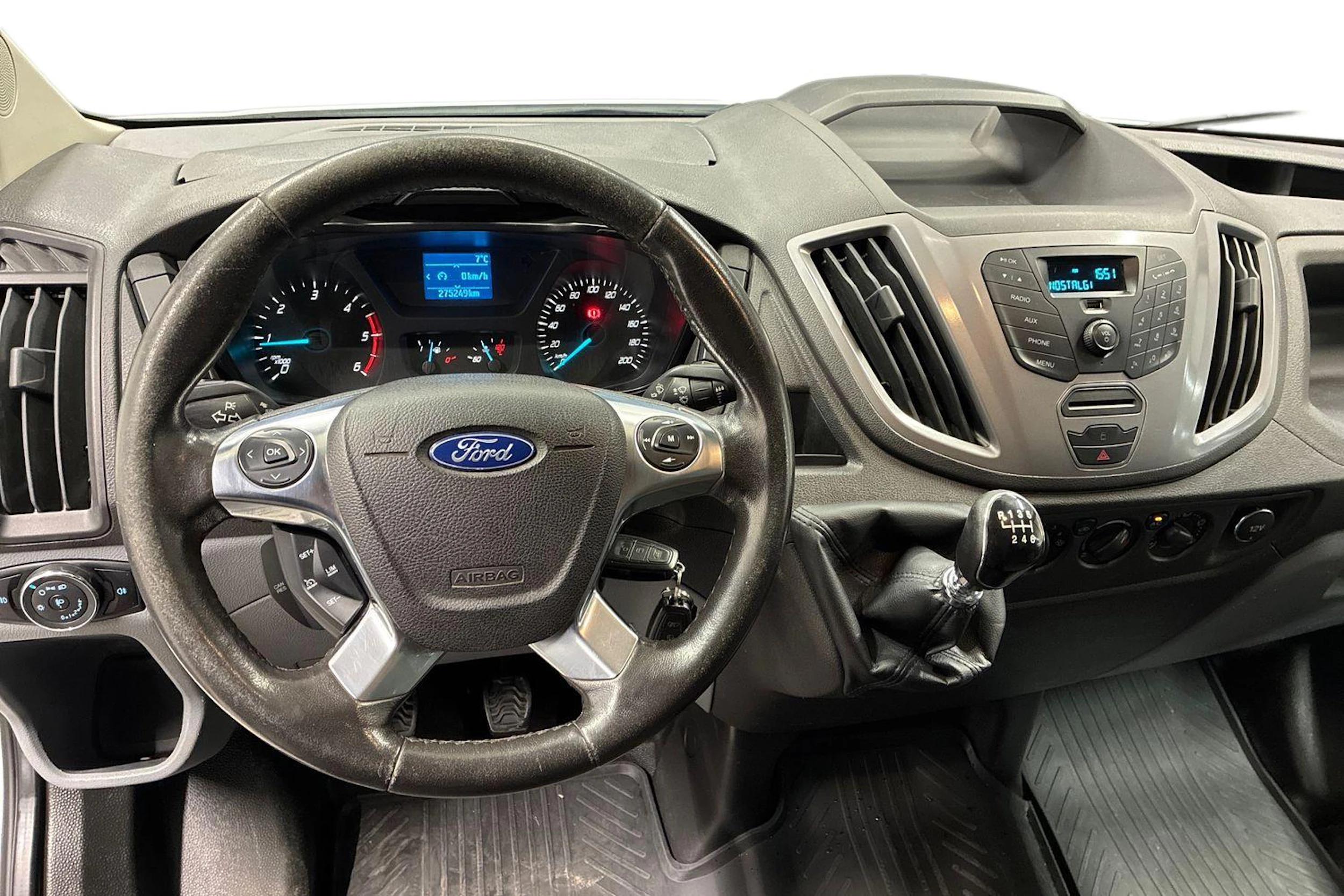 valkoinen Ford Transit 2016 kuva 9.