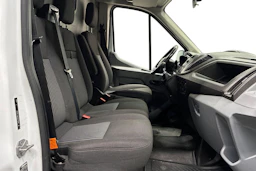 valkoinen Ford Transit 2016 kuva 11.